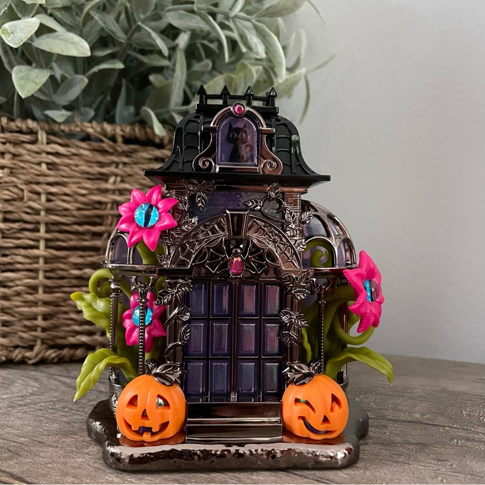*Last One* Bath & Body Works Halloween 2021 Haunted House Projector Plug In